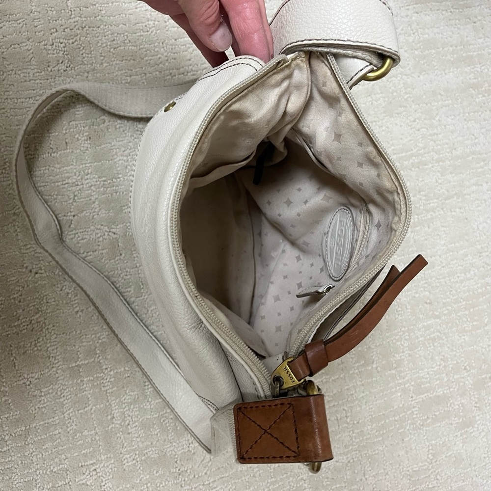 Fossil White Leather Crossbody Bag - Picture 3 of 4